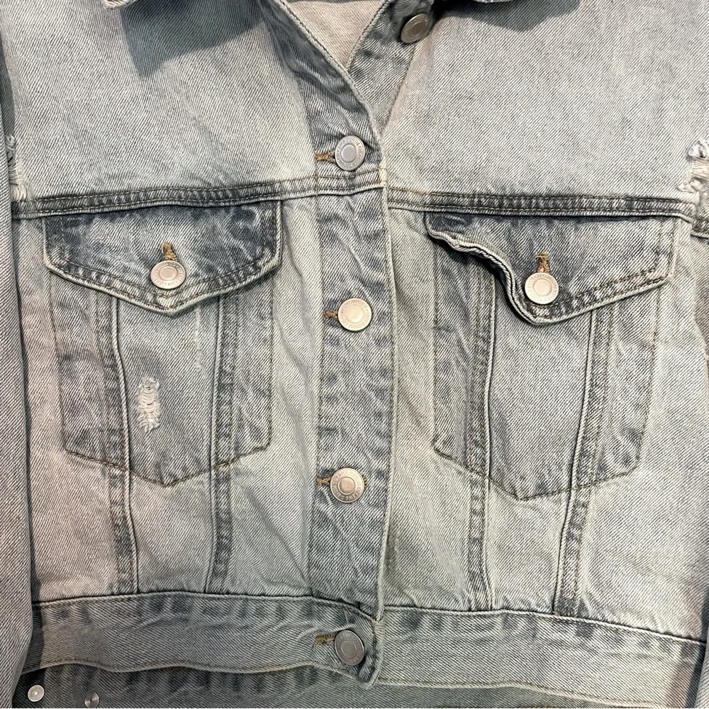 Women’s cropped Jean jacket - Picture 3 of 5